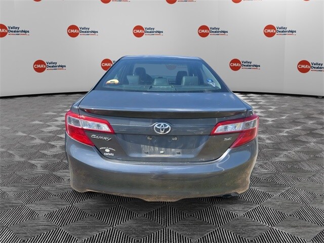 2014 Toyota Camry L photo 3