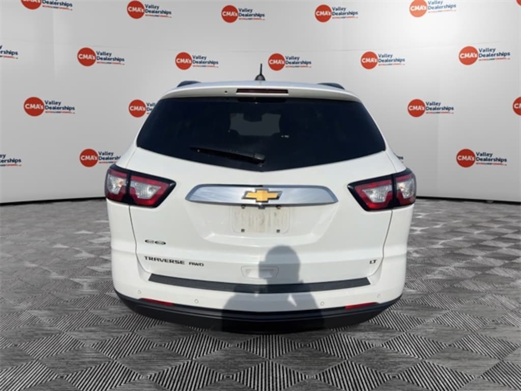 Used 2017 Chevrolet Traverse LT SUV