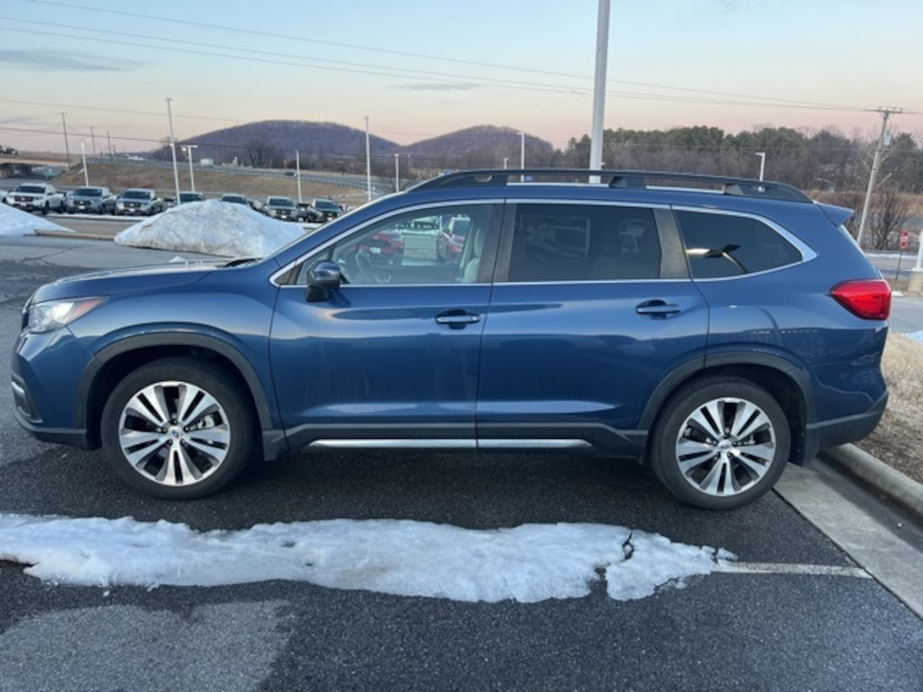 Used 2022 Subaru Ascent Limited SUV
