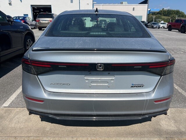 2025 Honda Accord Hybrid Sport-L photo 3