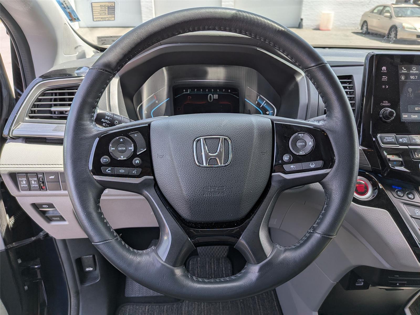 2024 Honda Odyssey Elite - Photo 17