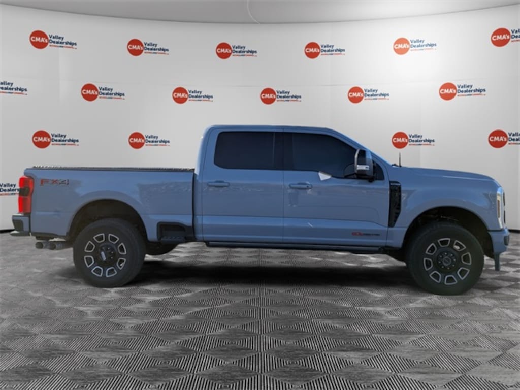 Used 2025 Ford F-250SD Platinum Truck