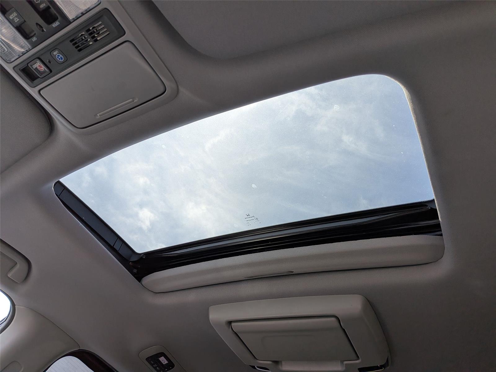 2024 Honda Odyssey Elite - Photo 27