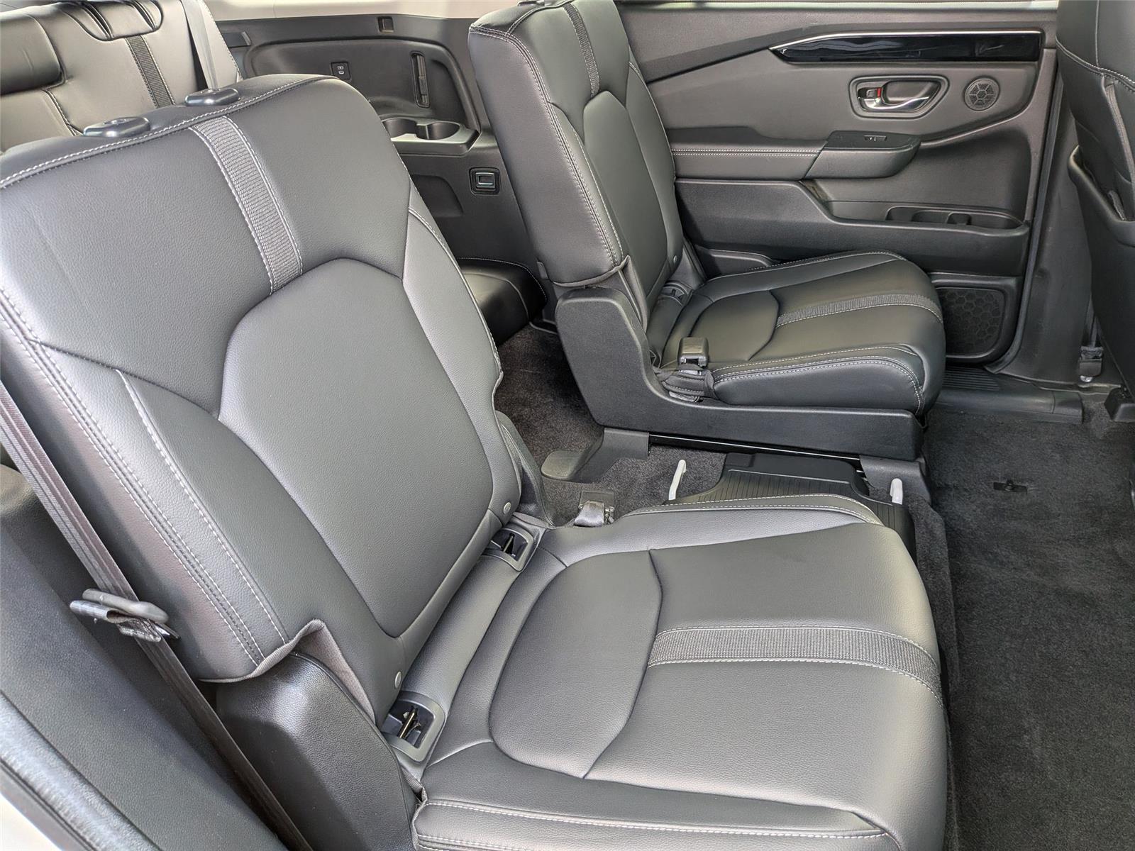 2024 Honda Pilot Touring - Photo 34