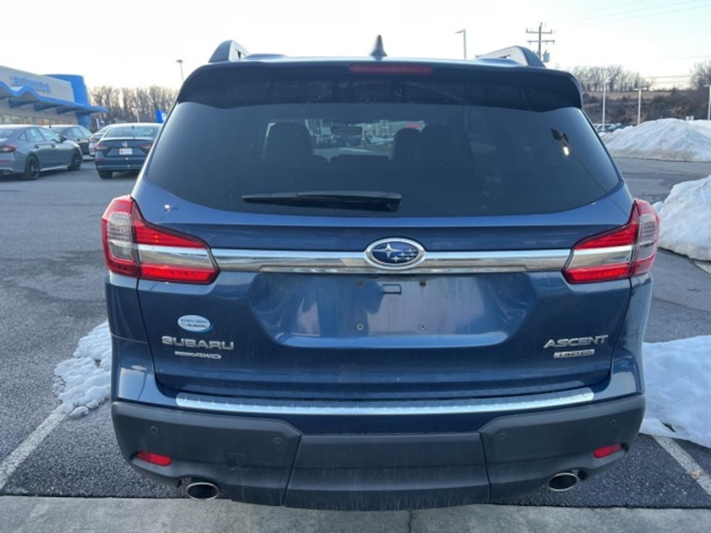 Used 2022 Subaru Ascent Limited SUV