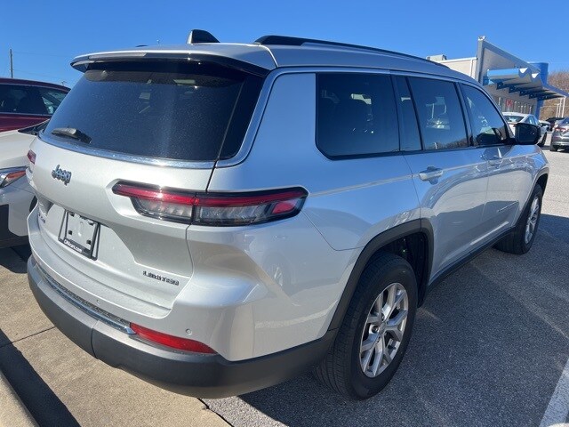 2021 Jeep Grand Cherokee Limited photo 2