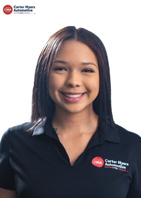 Staff member Hannah Lassiter from ID_c563a12985f3