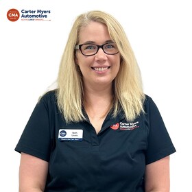 Staff member Beth Lewis  from ID_a05891c85112