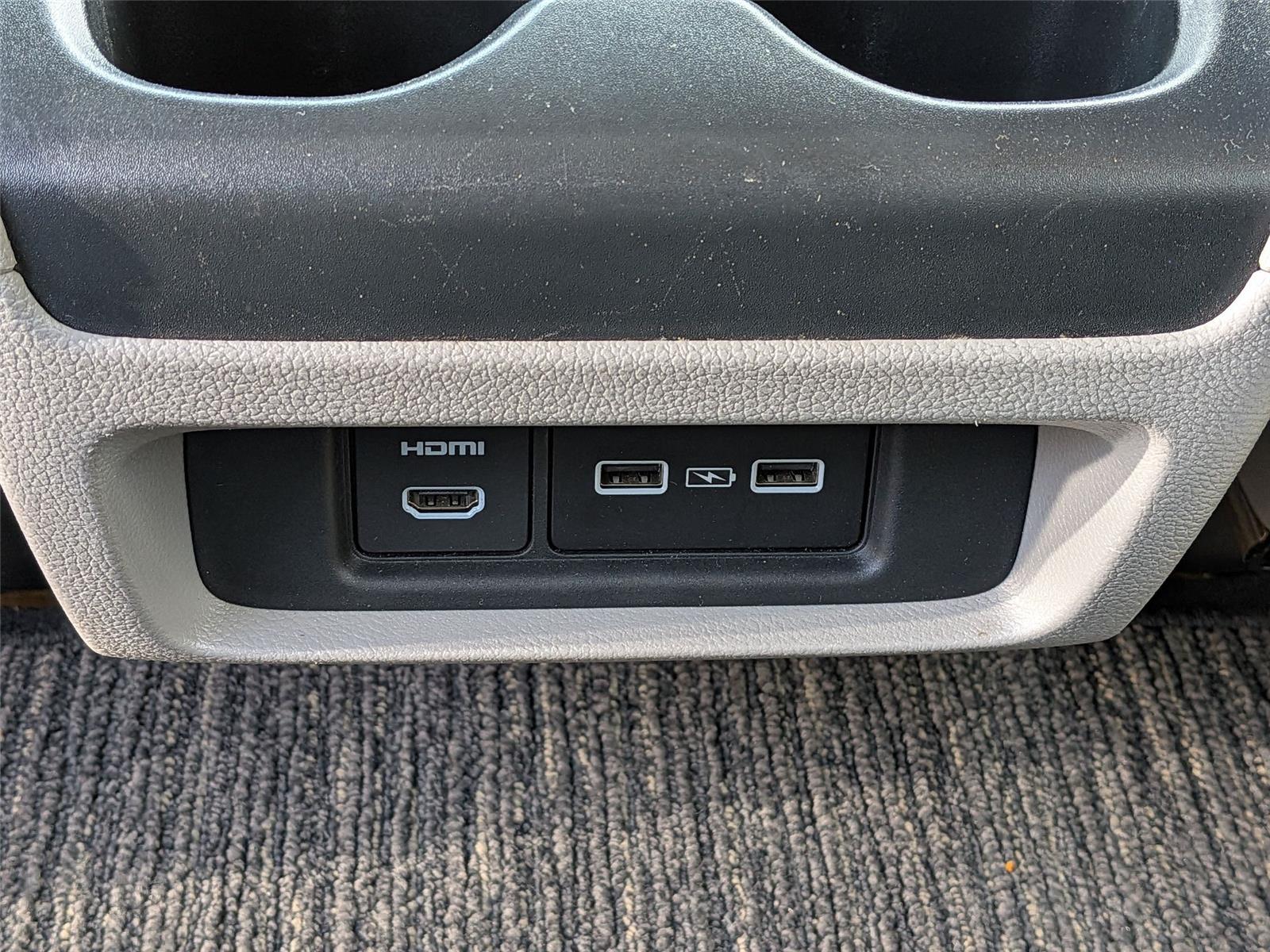 2024 Honda Odyssey Elite - Photo 29
