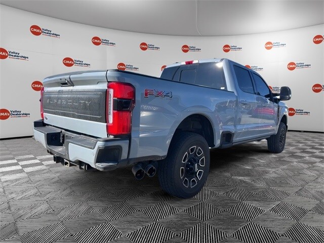 2025 Ford F-250 photo 3