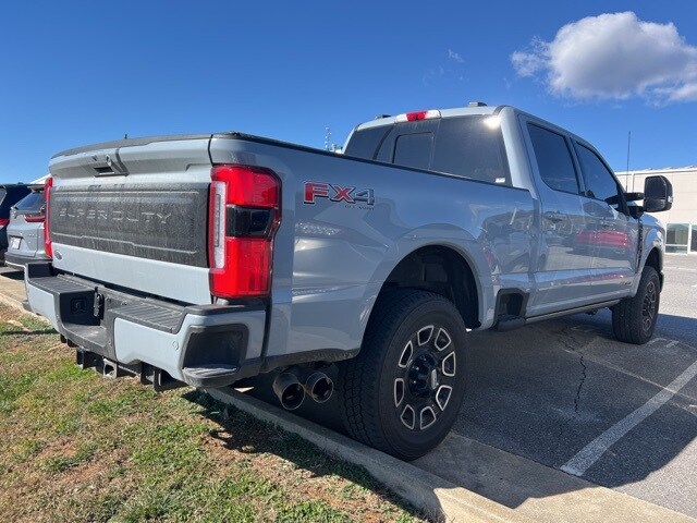 2025 Ford F-250 photo 4