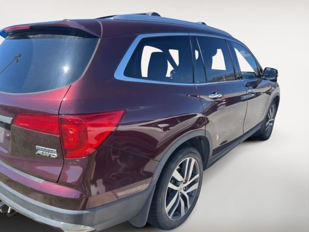 Certified 2016 Honda Pilot Touring SUV