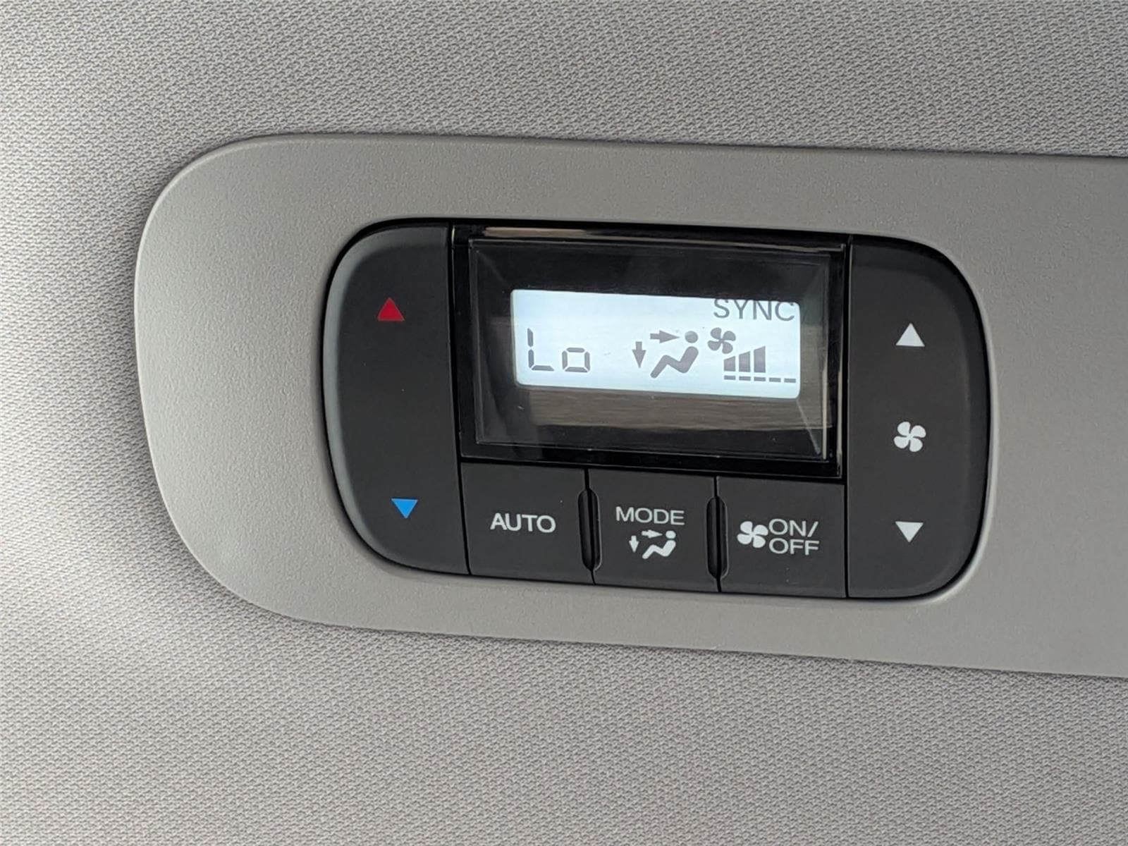 2024 Honda Odyssey Elite - Photo 32