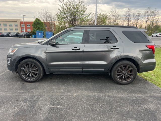 Used 2017 Ford Explorer XLT with VIN 1FM5K8D8XHGD73611 for sale in Staunton, VA