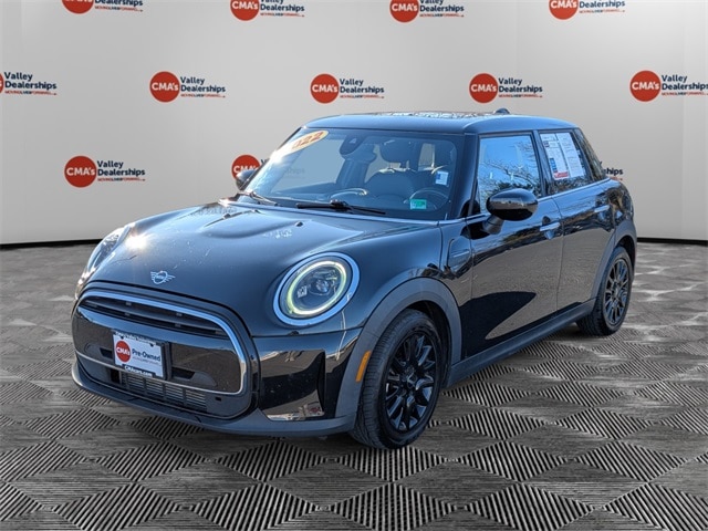 2022 MINI Hardtop 4 Door's photo