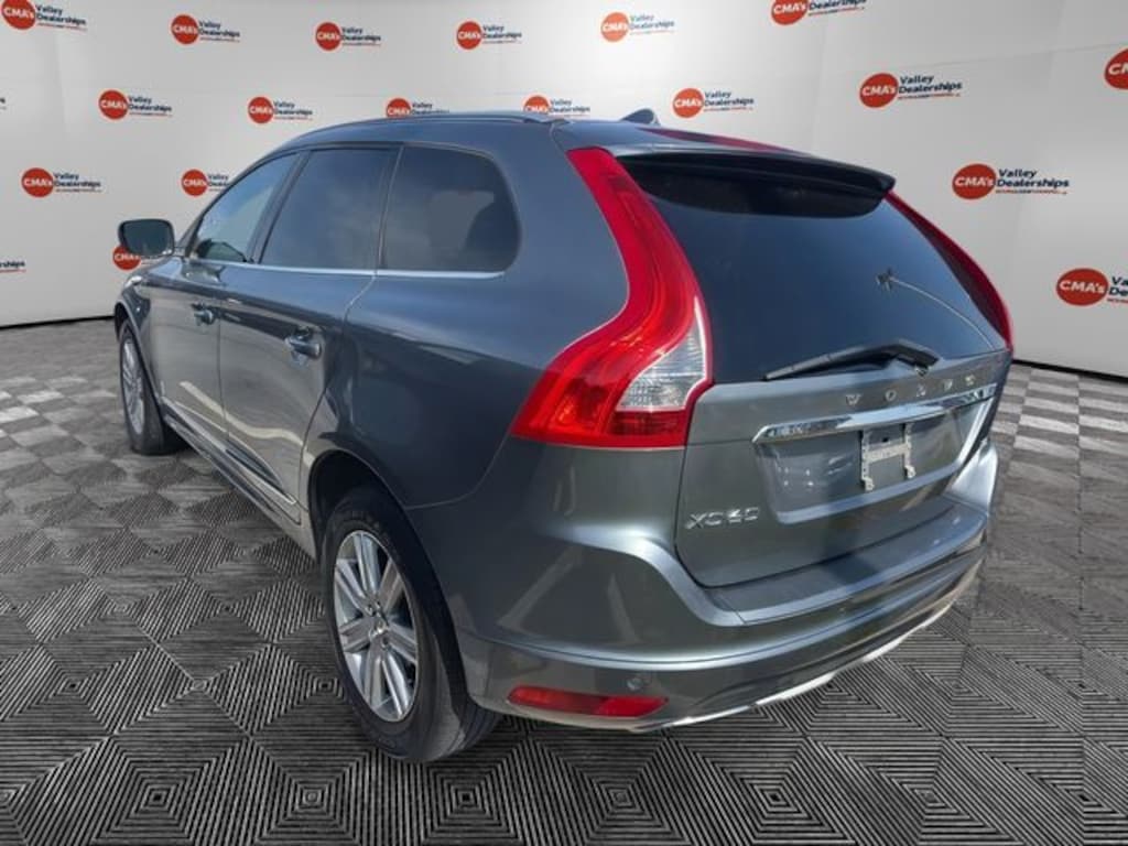 Used 2017 Volvo XC60 T5 Inscription SUV