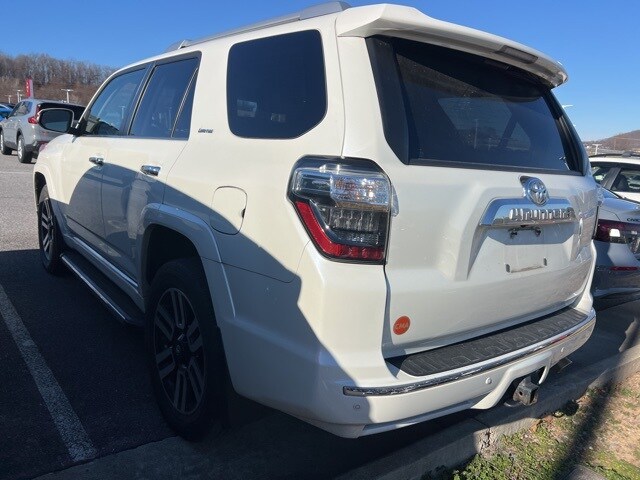 2021 Toyota 4Runner Limited photo 2
