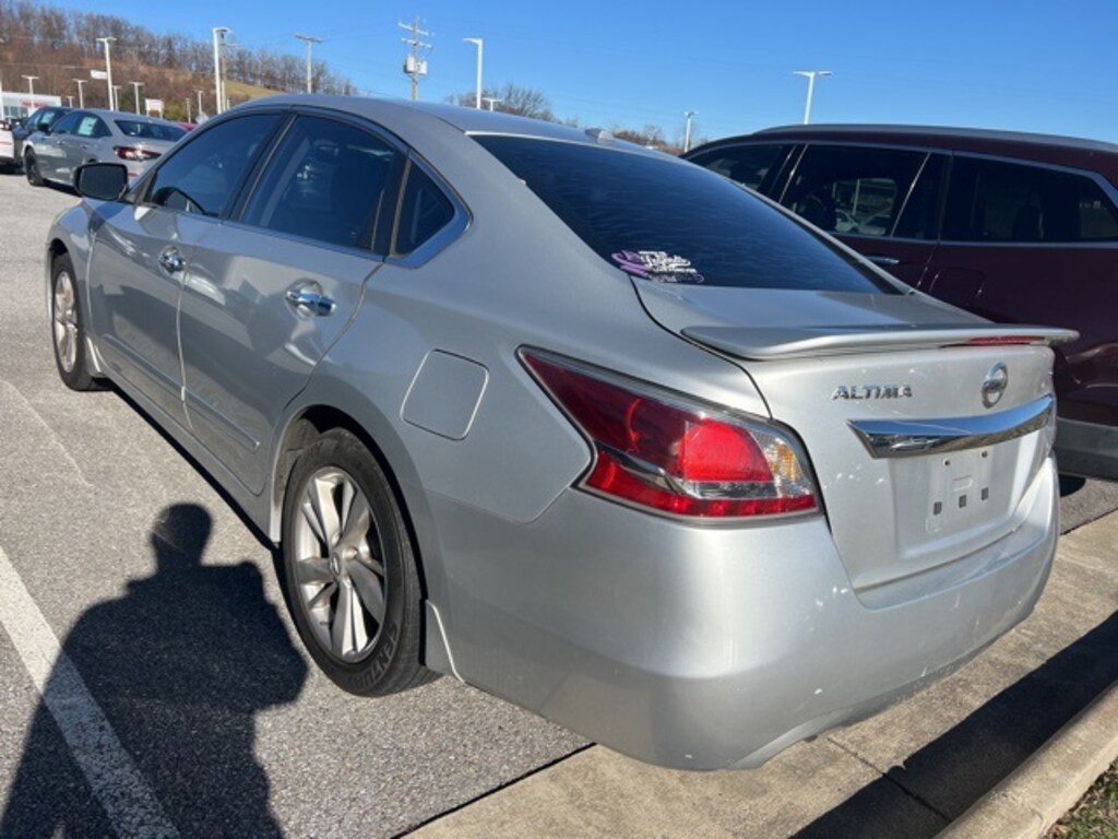 Used 2015 Nissan Altima 2.5 SL Sedan