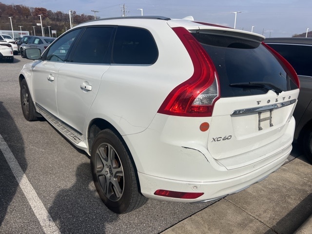Used 2015 Volvo XC60 T6 Platinum with VIN YV4902RDXF2578125 for sale in Staunton, VA