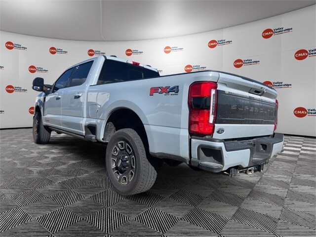 2025 Ford F-250 photo 2