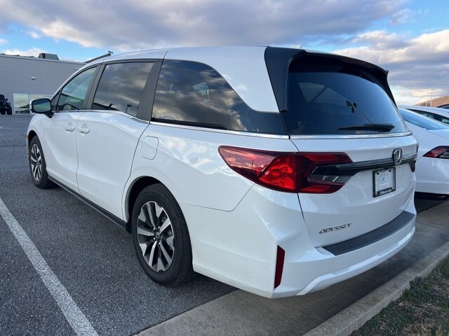 2025 Honda Odyssey EX-L photo 3