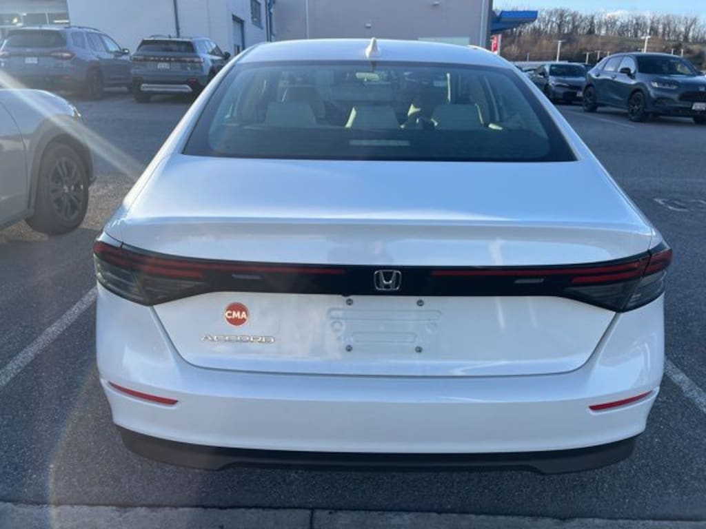 Used 2023 Honda Accord LX Sedan