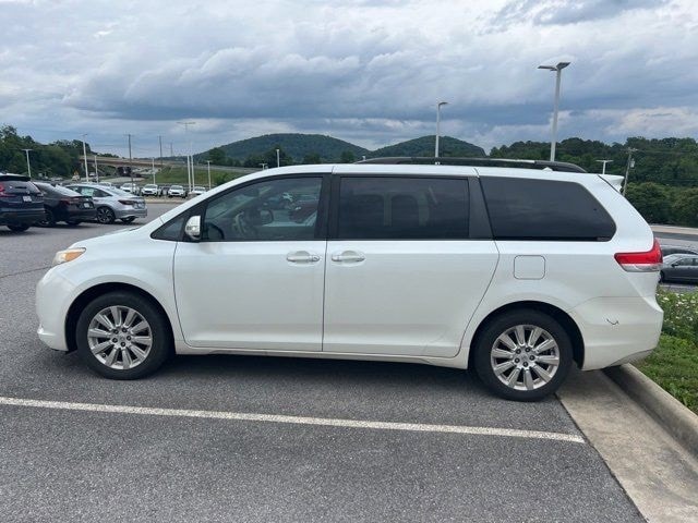 Used 2013 Toyota Sienna Limited with VIN 5TDDK3DC1DS057764 for sale in Staunton, VA