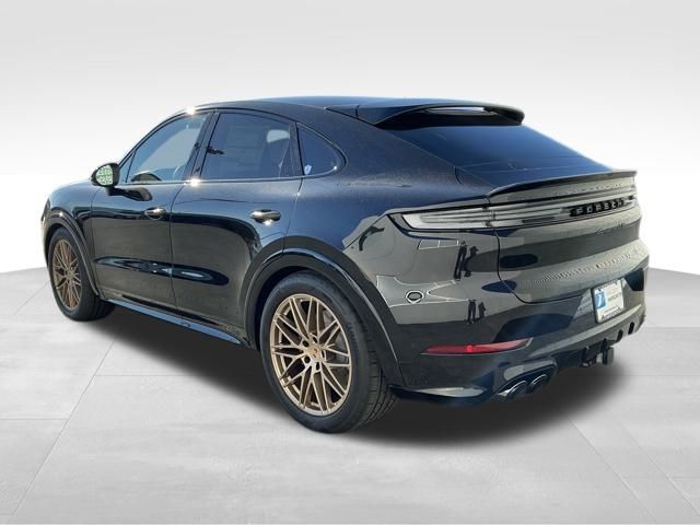2026 Porsche Cayenne Coupe GTS photo 3