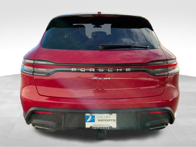 2026 Porsche Macan T - Photo 7