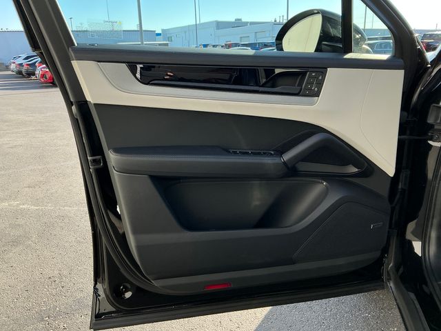 2026 Porsche Cayenne Coup Base - Photo 14