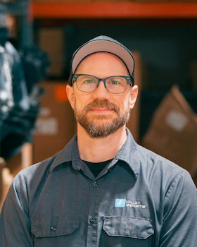 Staff member Justin Seng from f69b5cdfd72a