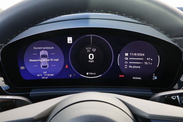 2024 Porsche Macan Electric 4 photo 2