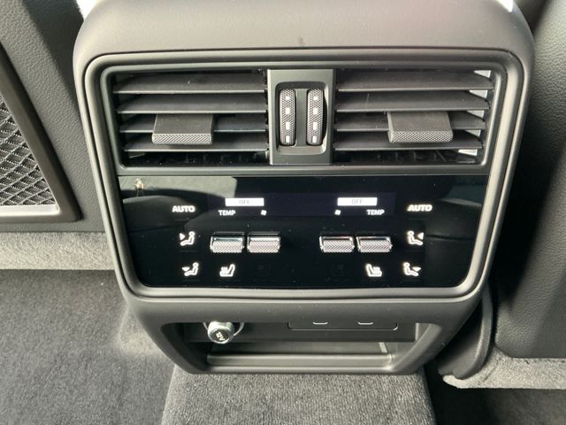 2026 Porsche Cayenne Coup Base - Photo 31