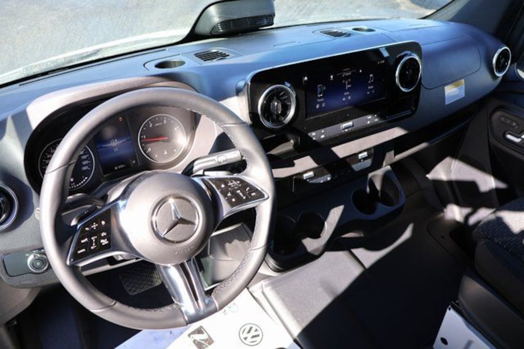 New 2025 Mercedes-Benz Sprinter 2500 High Roof 4-Cyl Diesel HO Van Extended Cargo Van