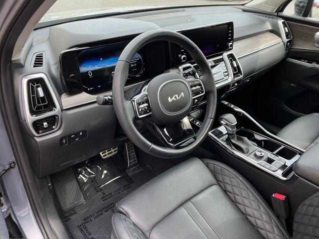 2023 Kia Sorento X-Line SX Prestige photo 2