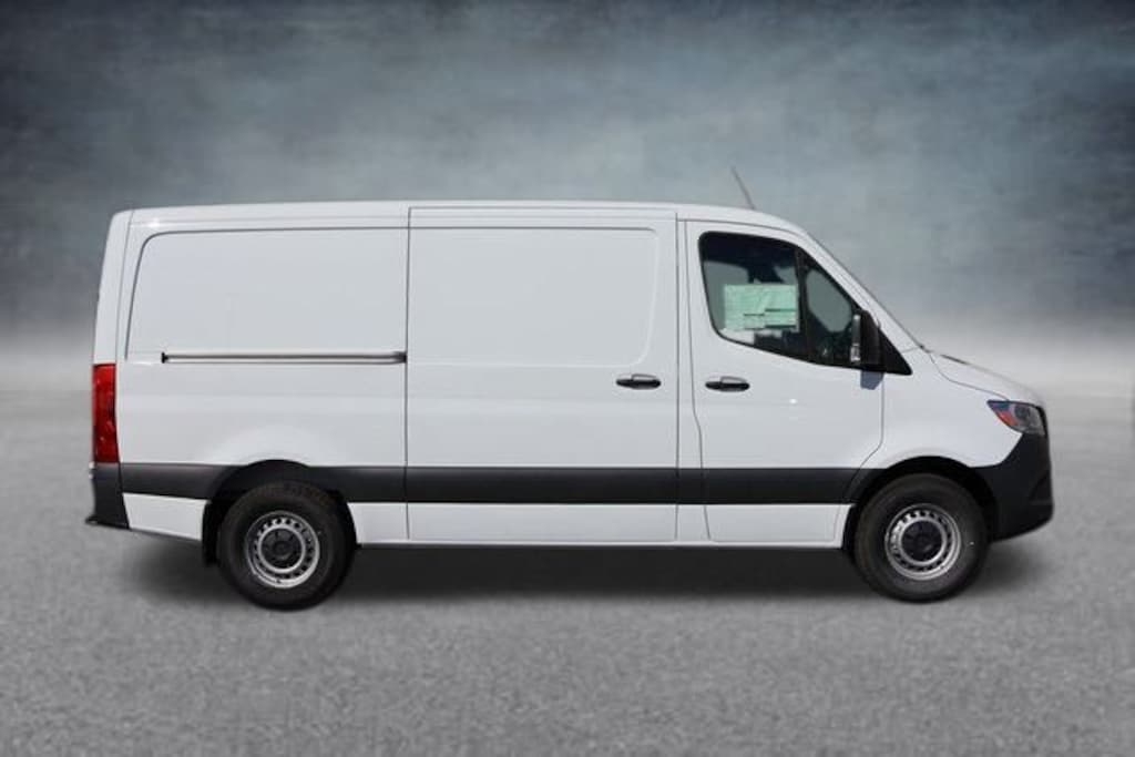New 2025 Mercedes-Benz Sprinter 2500 Standard Roof 4-Cyl Diesel Van Cargo Van