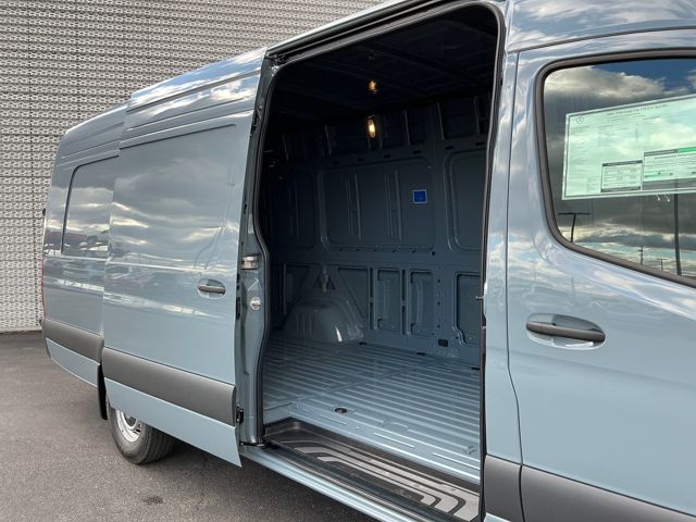 2026 Mercedes-Benz Sprinter Cargo Van Base - Photo 12