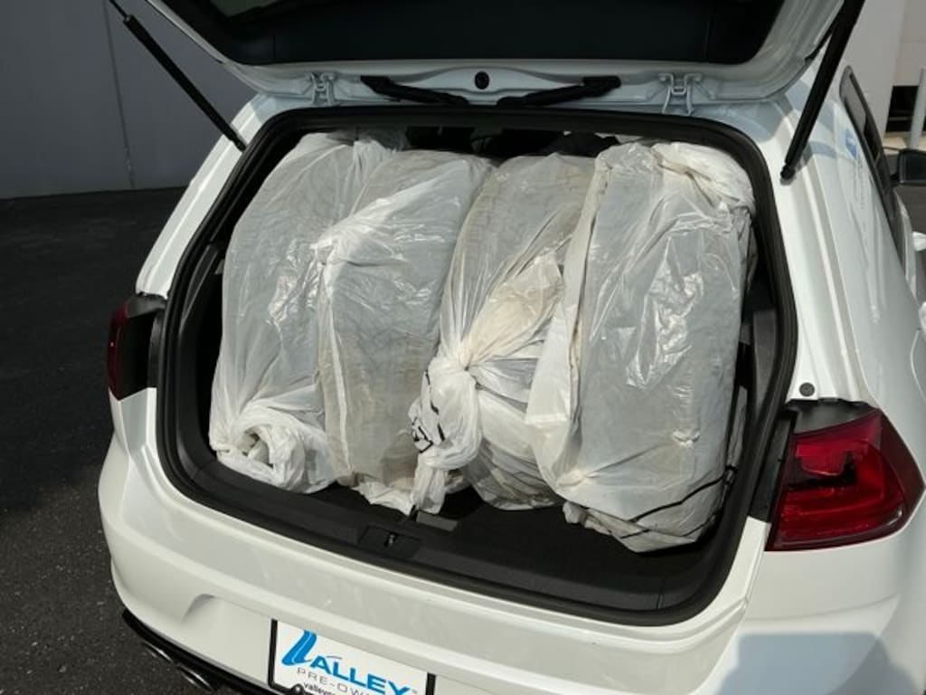 Used 2016 Volkswagen Golf R Base Hatchback