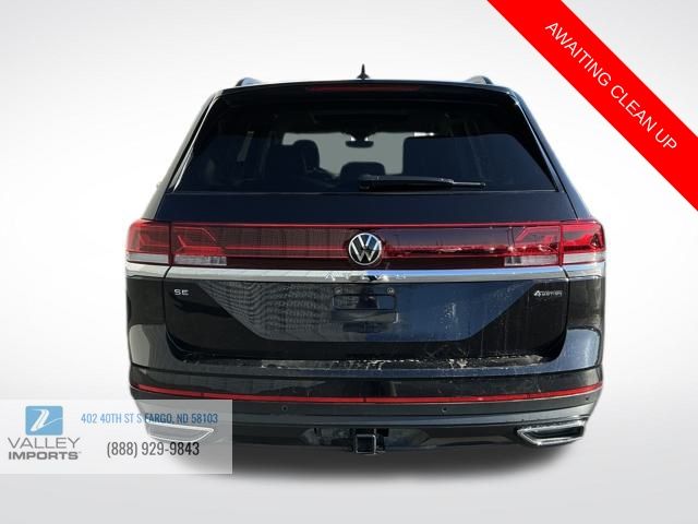 2024 Volkswagen Atlas SE Technology photo 2