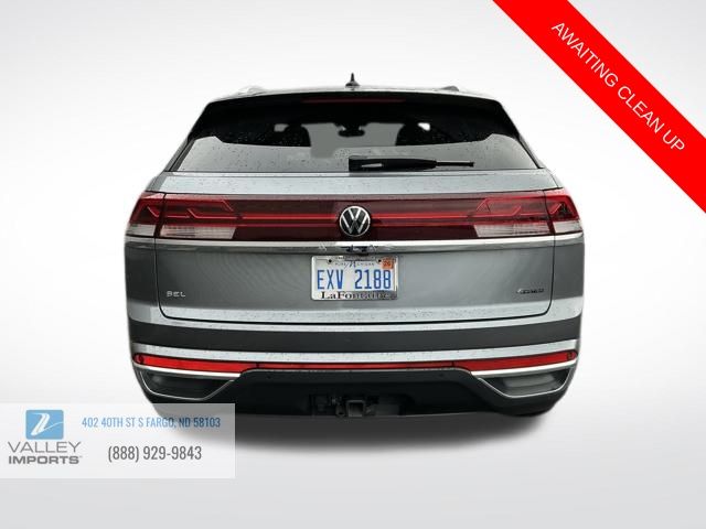 2025 Volkswagen Atlas Cross Sport SEL photo 2
