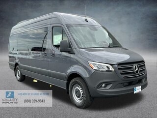 2025 Mercedes-Benz Sprinter 2500 High Roof 4-Cyl Diesel HO Van Passenger Van
