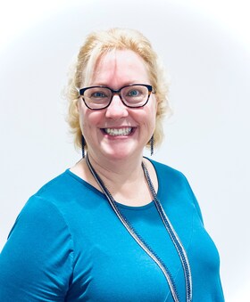 Staff member Kristen Pagel from ID_86548b131141