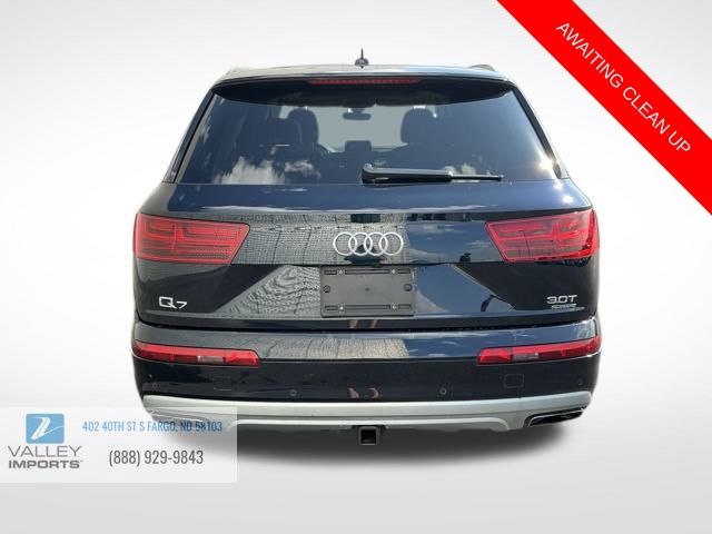 2017 Audi Q7 3.0T Prestige photo 2