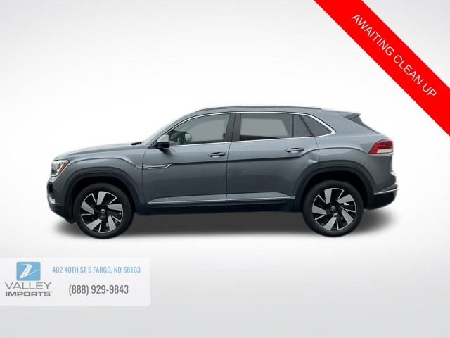 2025 Volkswagen Atlas Cross Sport SEL photo 3