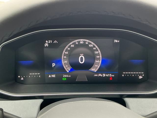 2025 Volkswagen Jetta 1.5T SE photo 2