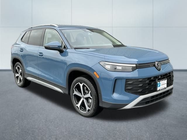 2026 Volkswagen Tiguan SE's photo