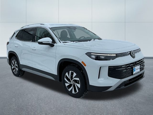 2026 Volkswagen Tiguan S's photo