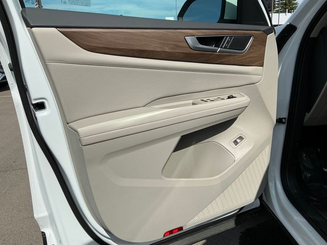 2026 Volkswagen Atlas SE w/Tech - Photo 12