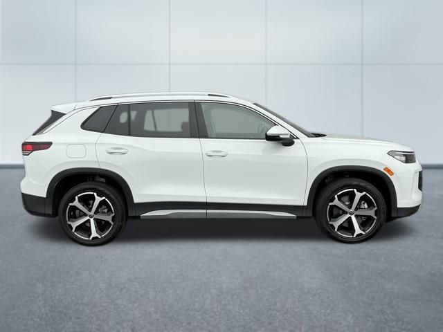 2025 Volkswagen Tiguan SE photo 3