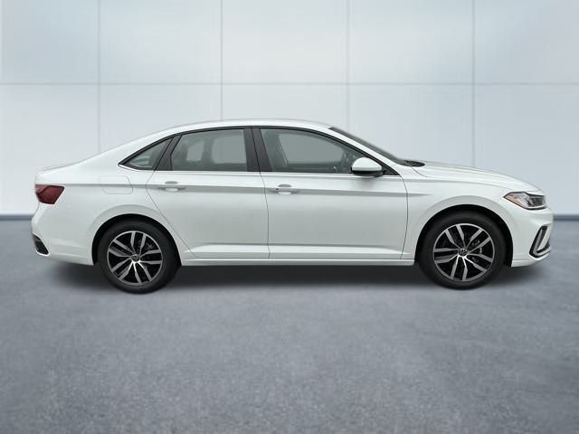 2025 Volkswagen Jetta 1.5T SE photo 3